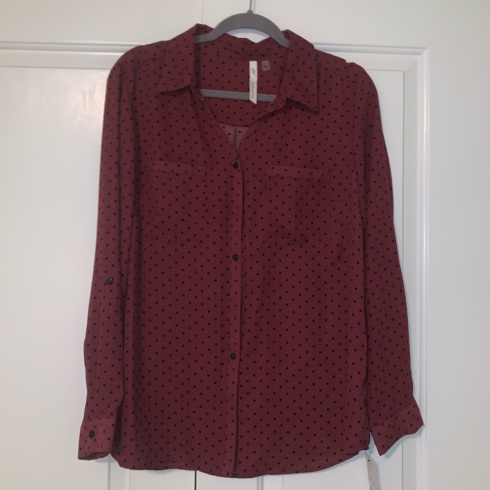 New with tags maroon and black polka dot blouse